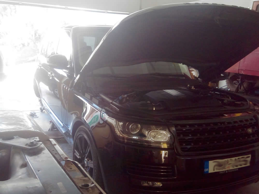 Υπηρεσίες συνεργείου Land Rover Jaguar: Σέρβις, Επισκευή, αντικατάσταση φρενών, Αντικατάσταση αερανάρτησης-αμορτισέρ-ελατηρίων, ΑΒS, σαζμάν, Διαφορικά εμπρός, Συνεμπλόκ, Επισκευή κινητήρα